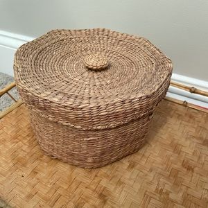 Boho Basket with lid